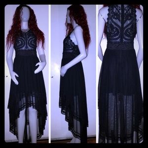 bebe Crystal Bloom🖤 💃Embroidered Tulle Dress 